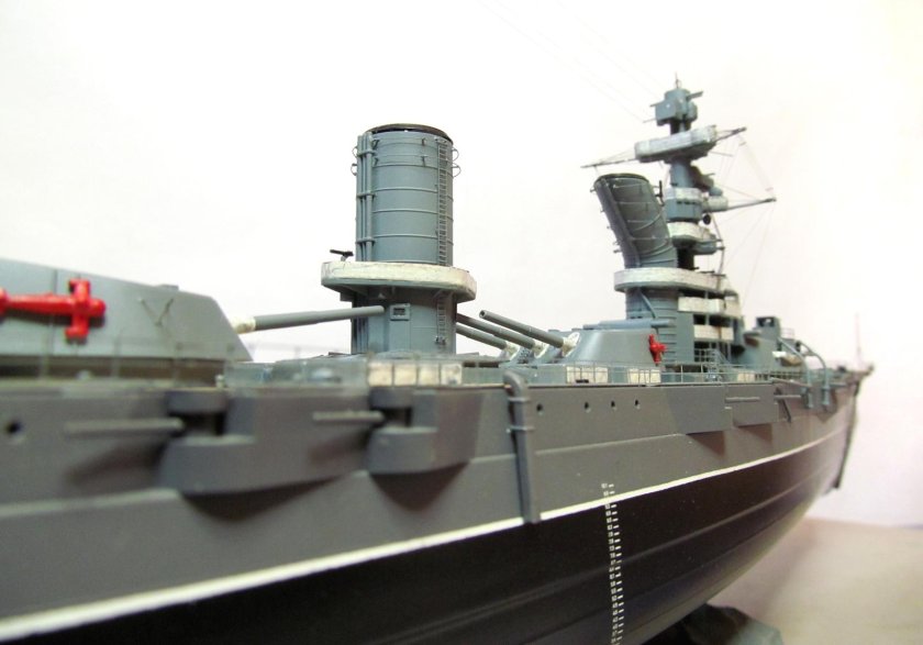 Линкор Марат 1/350