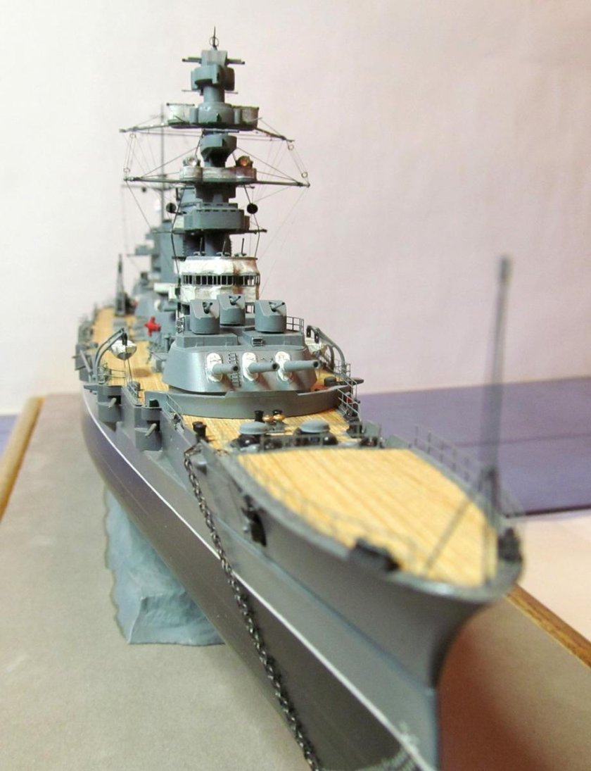 Линкор Марат звезда 1/350