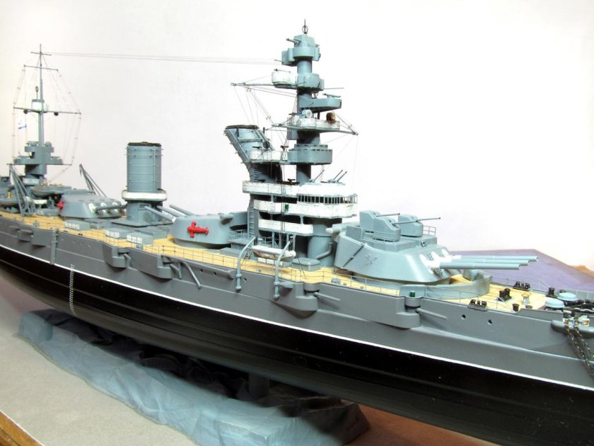 Линкор Марат звезда 1/350