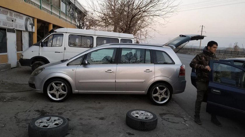 Opel Zafira b r18