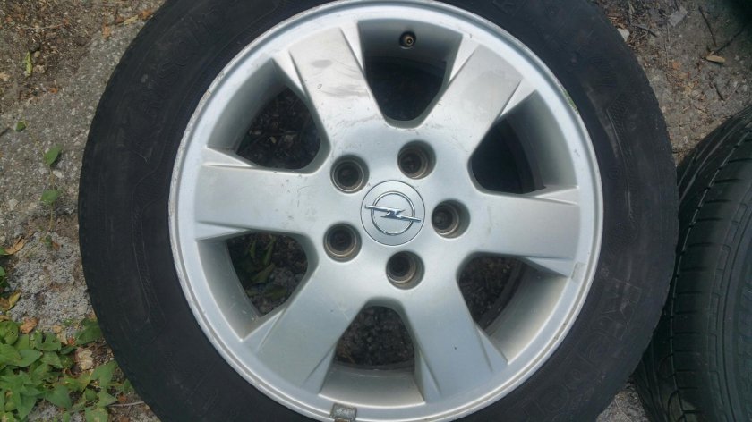 Диски Опель Зафира а r15