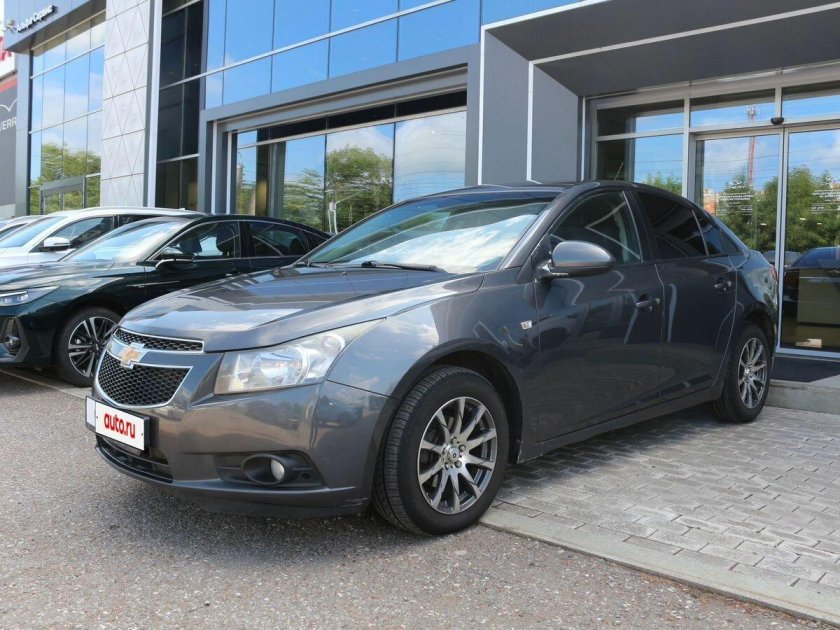 Шевроле круз 1.6 2013