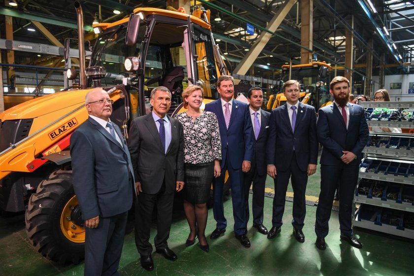 Елабужский автомобильный завод елаз