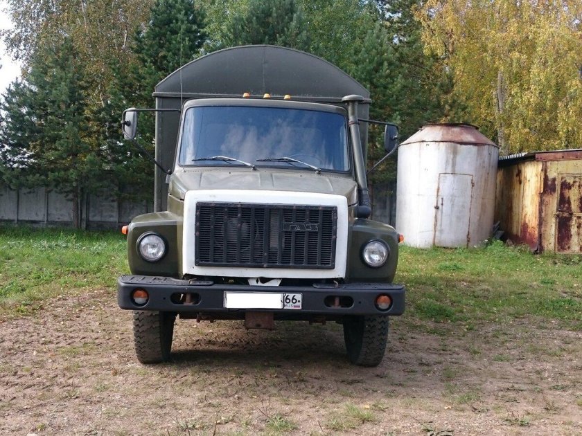 ГАЗ 4301 белый