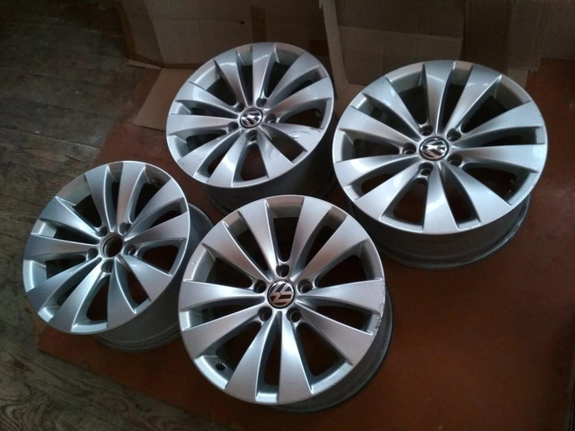 Диски Фольксваген Пассат СС 17
