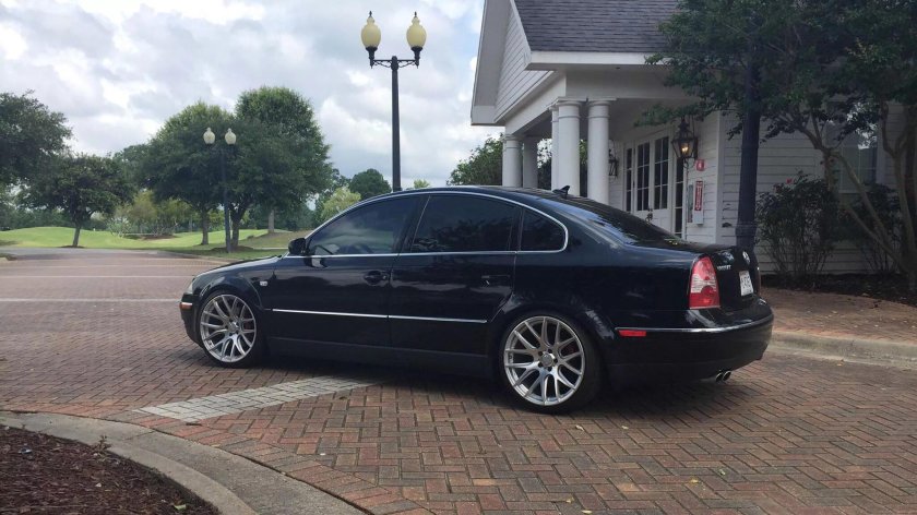 VW Passat b5 черный r17