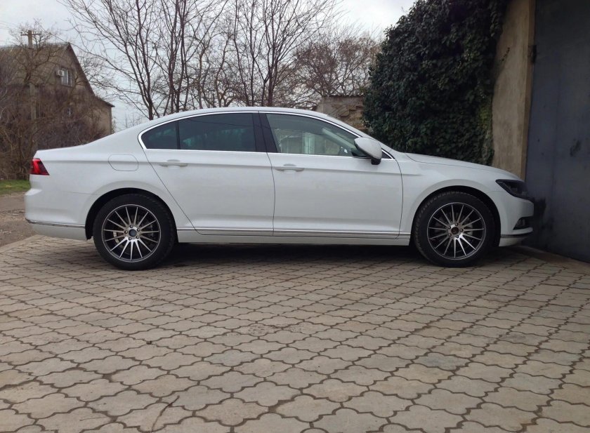 Volkswagen Passat b8 на дисках r18
