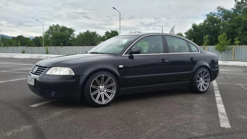 VW Passat b5 черный r17