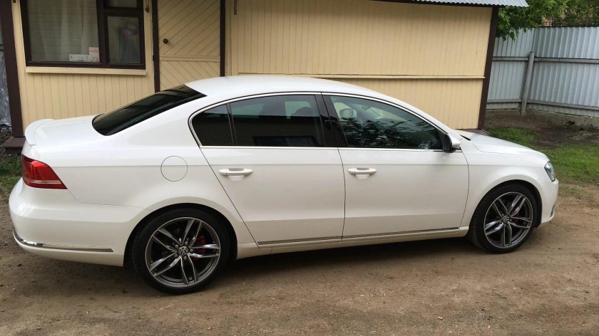 Passat b7 r17