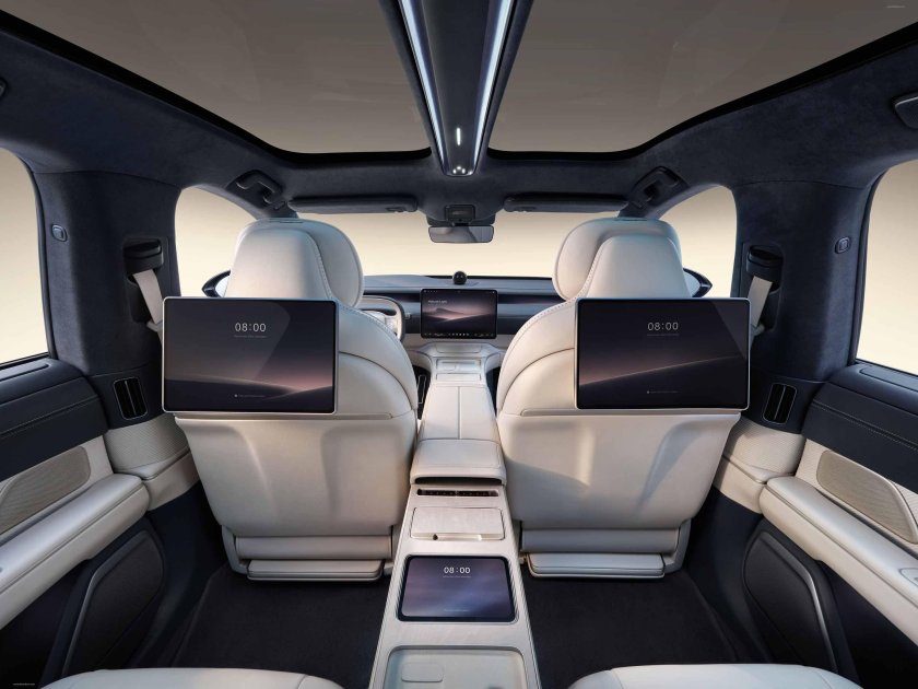 Автомобиль Nio et9