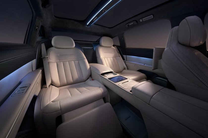 Nio et9 машина