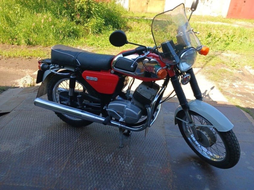 Мотоцикл ява 350