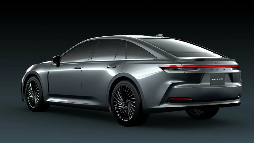 Тойота Краун 2022