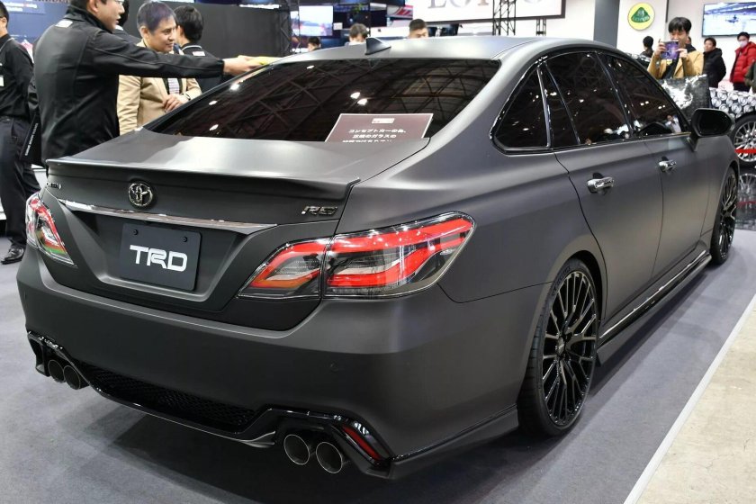 Toyota Crown 2020 TRD