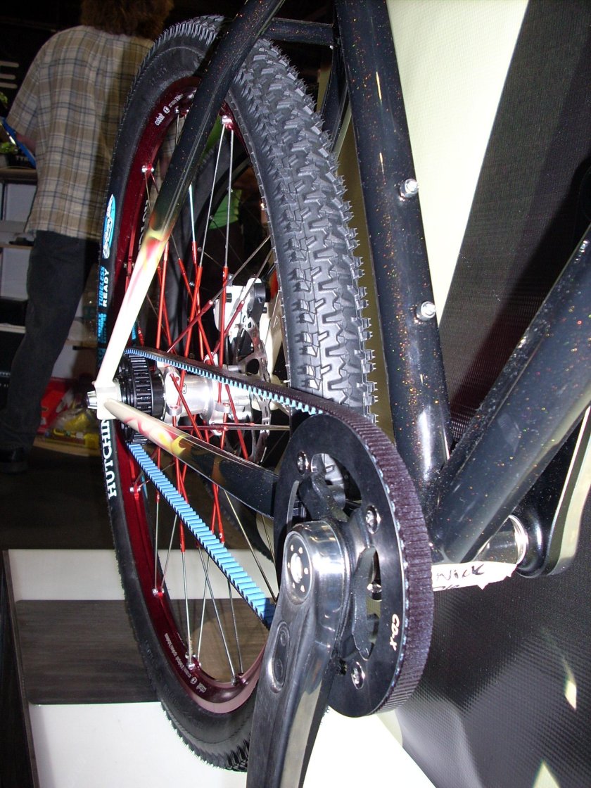 Велосипед с ременным приводом