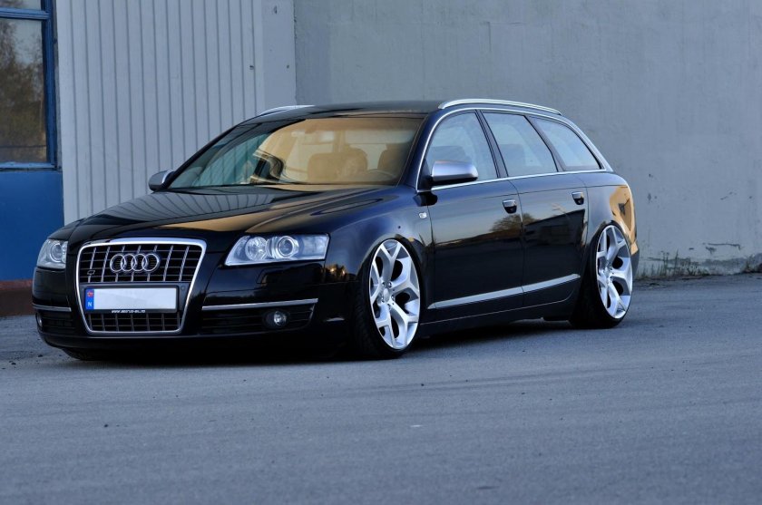 Audi a6 c6 avant Black