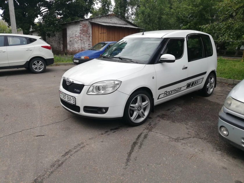 Шкода Румстер на r17