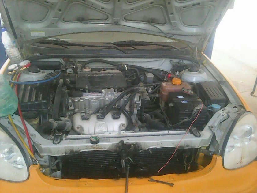 Двигатель Дэу Леганза 1.8