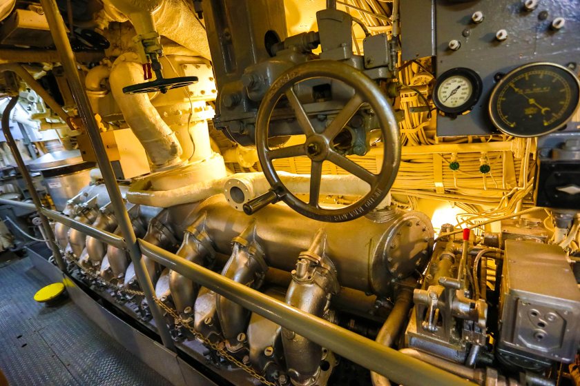 Дизель 5-2д42