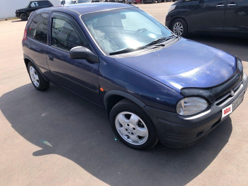 Опель корса 1999 года