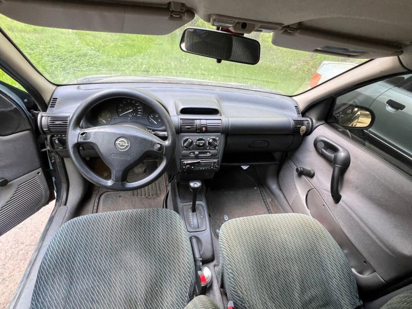 Опель корса б 1995 года