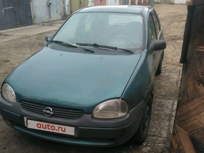 Опель Корса 1998
