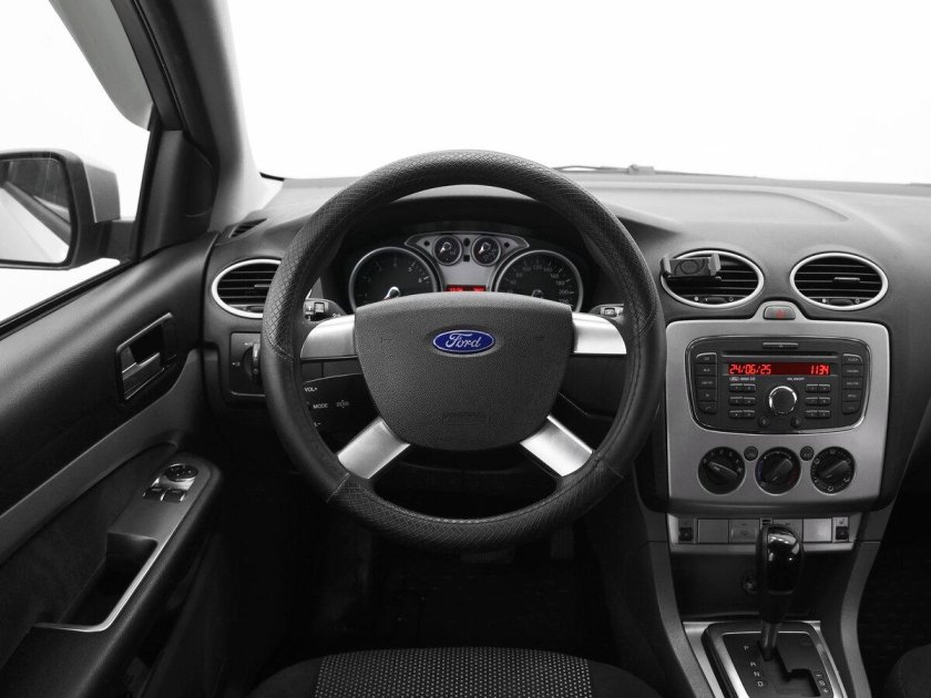 Форд фокус 2 рестайлинг хэтчбек салон