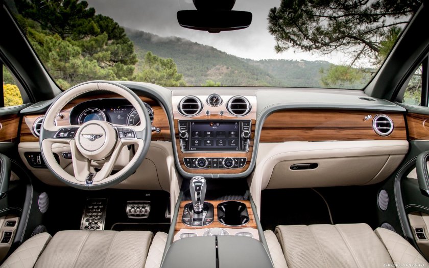 Bentley Bentayga салон