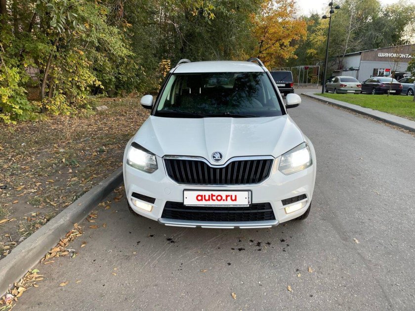 Машина skoda yeti