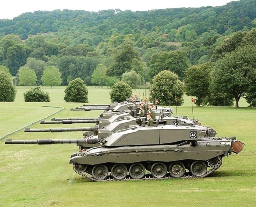 Танк Челленджер 2