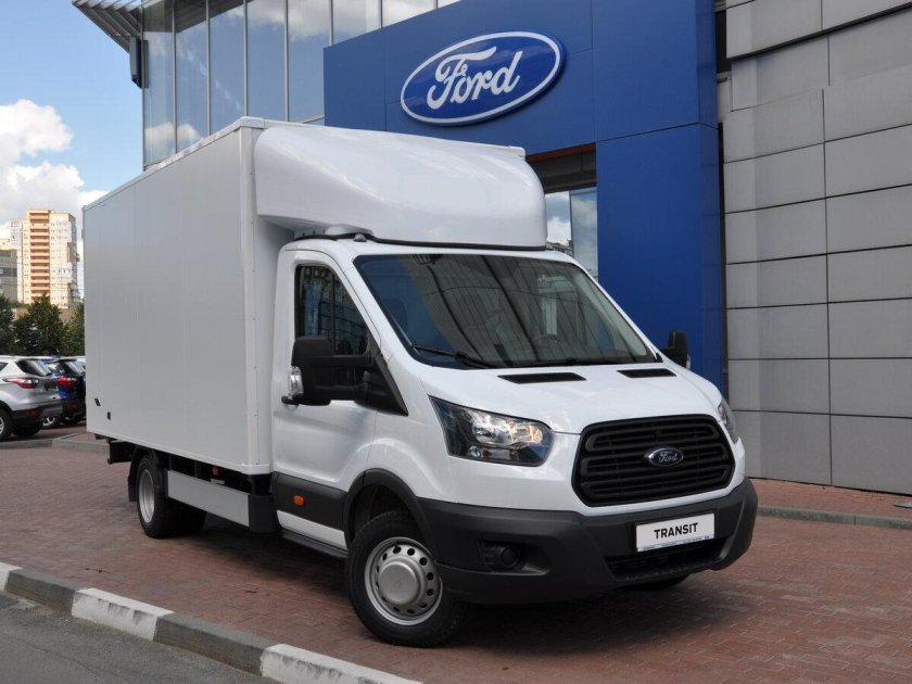 Ford_Transit_470_ промтоварный фургон