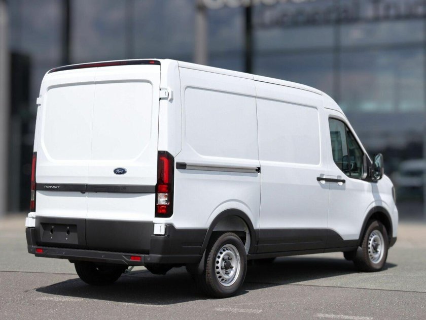 Форд транзит цельнометаллический фургон
