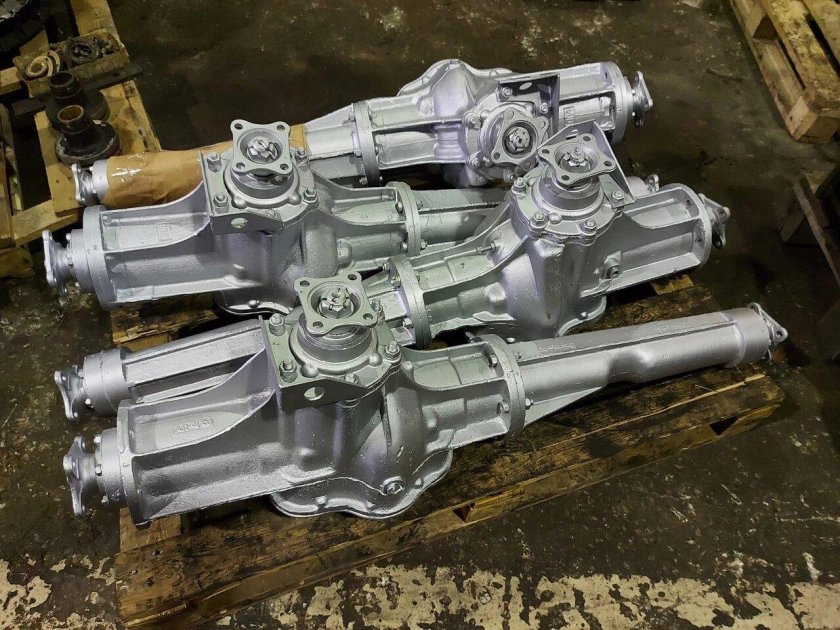 Мост ведущий второй 5903 3250010