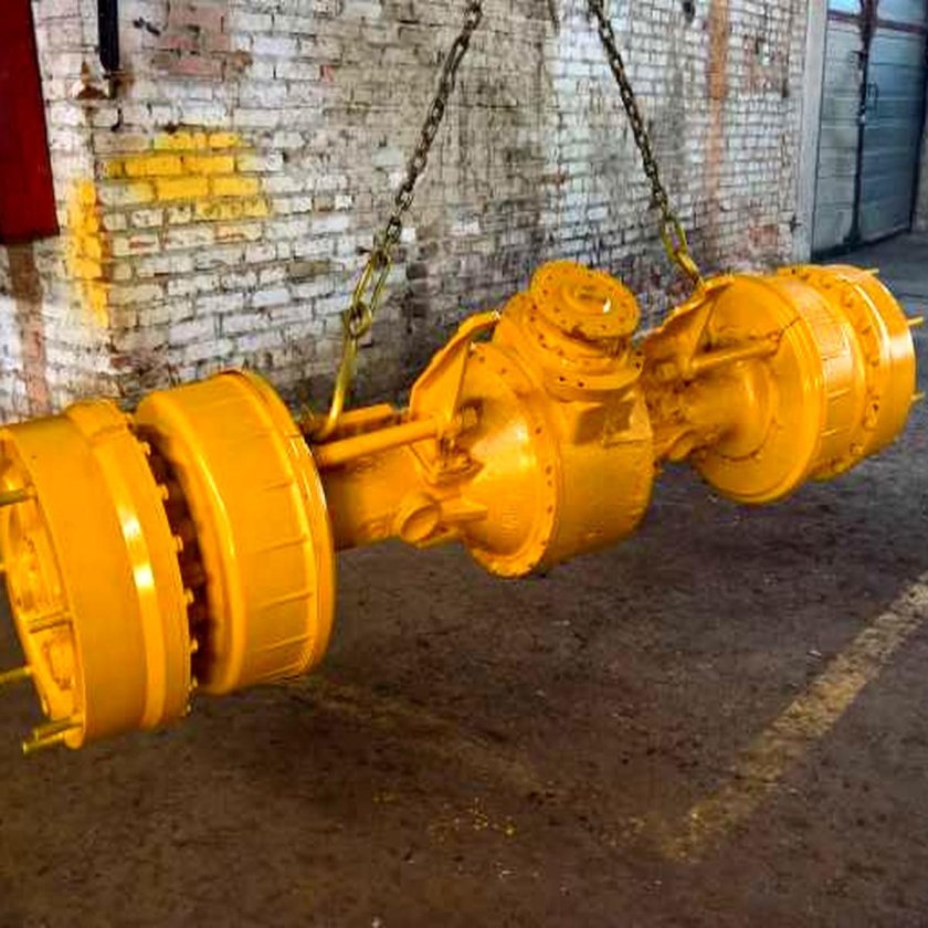 Мост трактора к 700