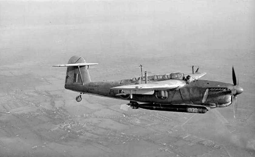 Фейри Барракуда самолет