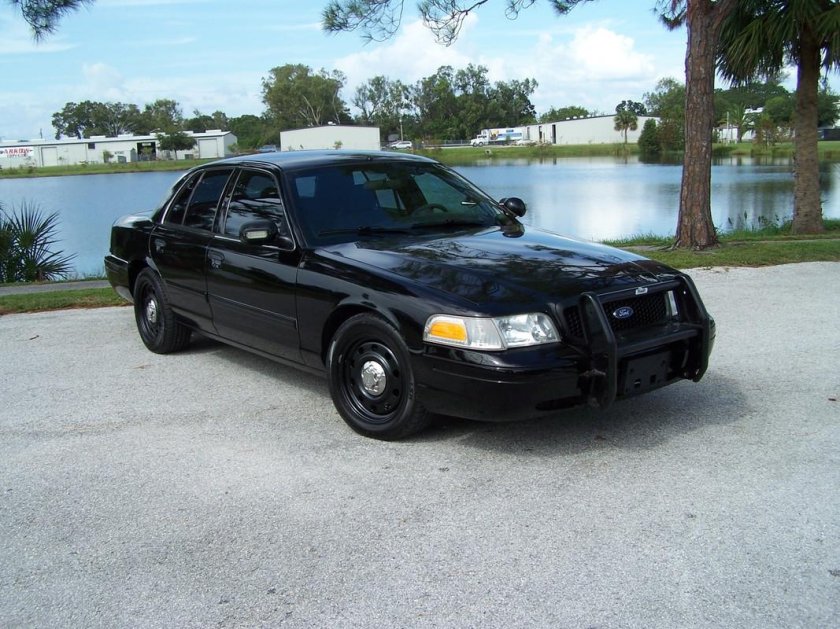 Форд Краун Виктория