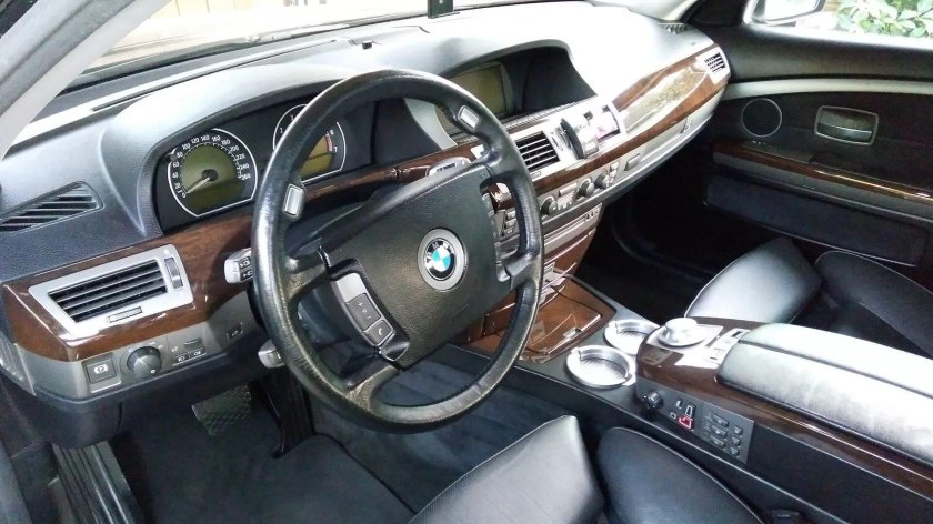 BMW 745 салон