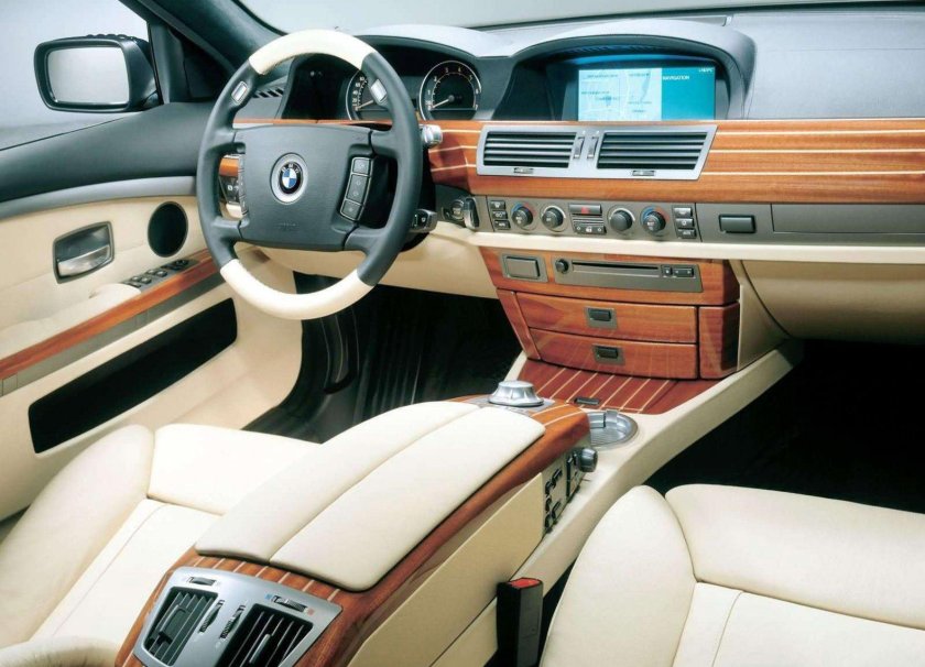 БМВ 760 Лонг е 66