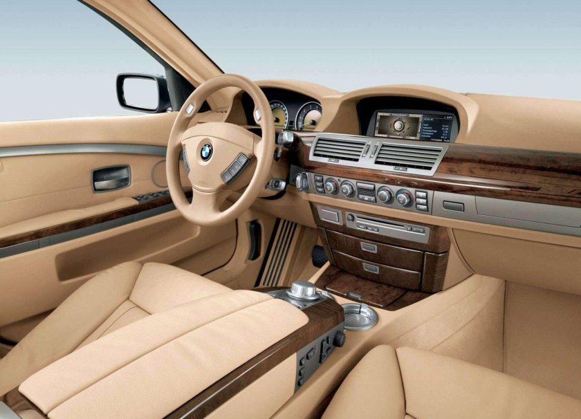 BMW 7 e65 Рестайлинг салон