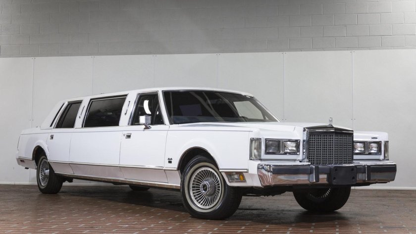 Lincoln Town car 1989 лимузин