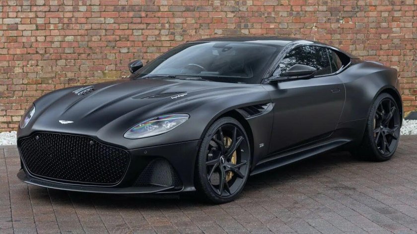 Астон Мартин DBS