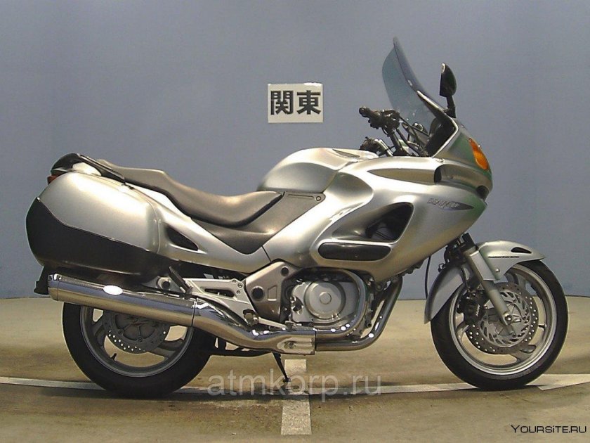 Honda nt700v