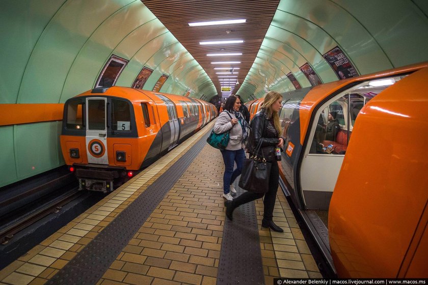 Метро Глазго поезда