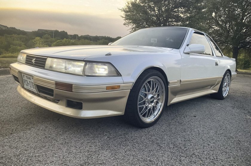 Toyota Soarer Aerocabin mz20