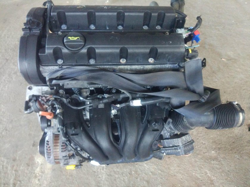 Двигатель Ситроен с5 1.8 бензин
