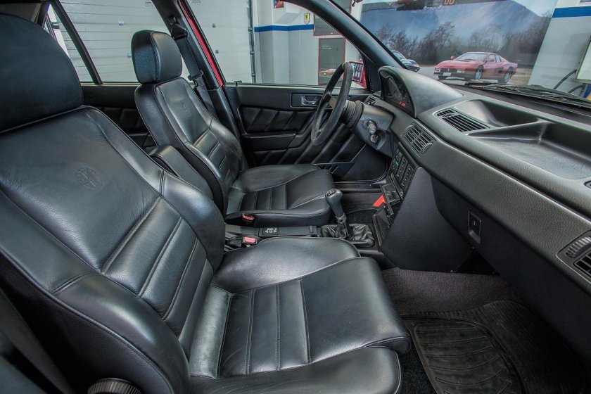 Alfa Romeo 155 Interior