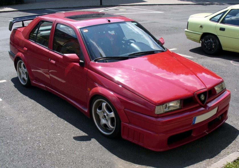 Модель Alfa Romeo 155