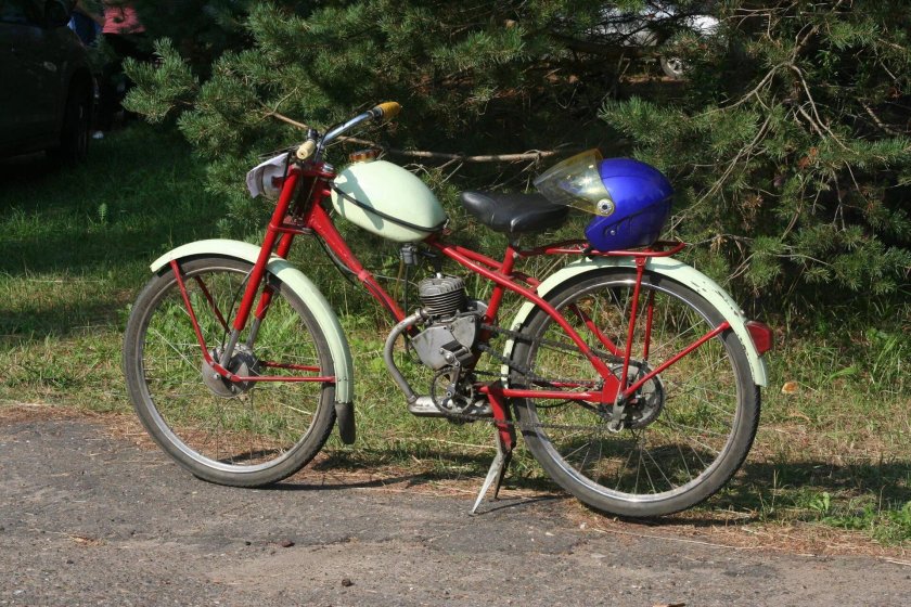 Мопед Рига д6