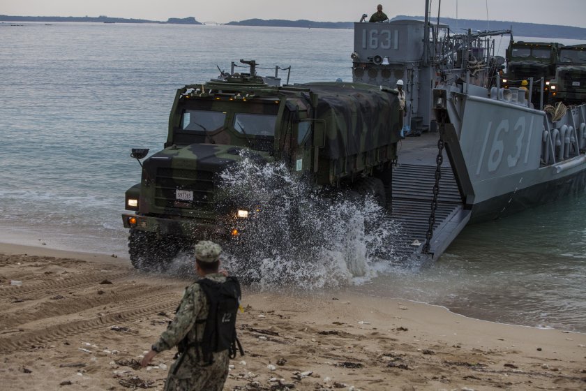 Medium tactical vehicle replacement