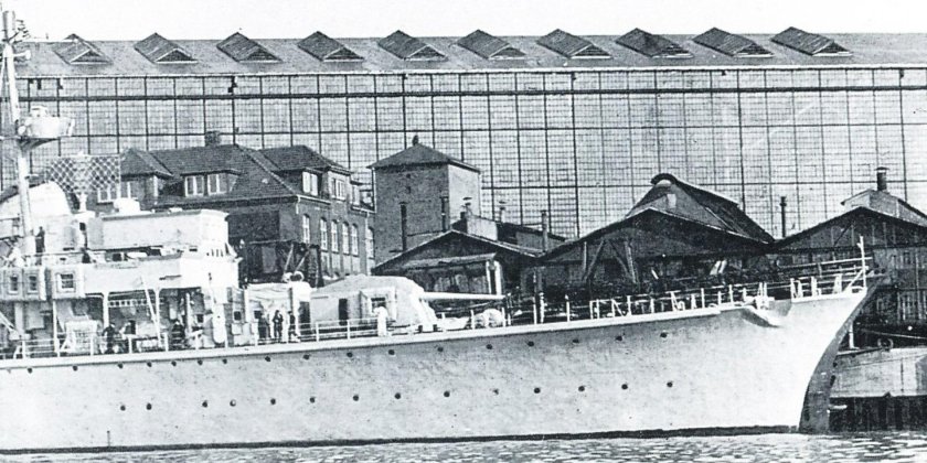 Karl Galster корабль